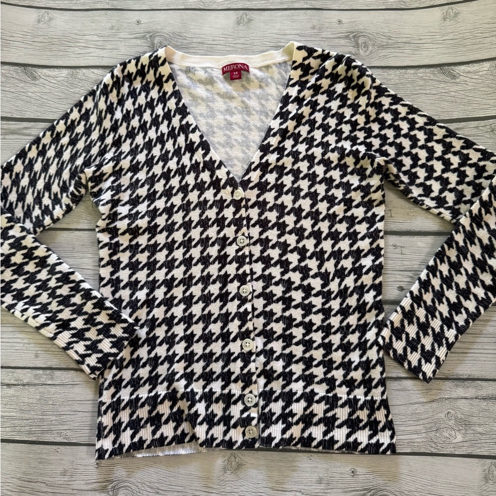 Merona Black and White Houndstooth Cardigan